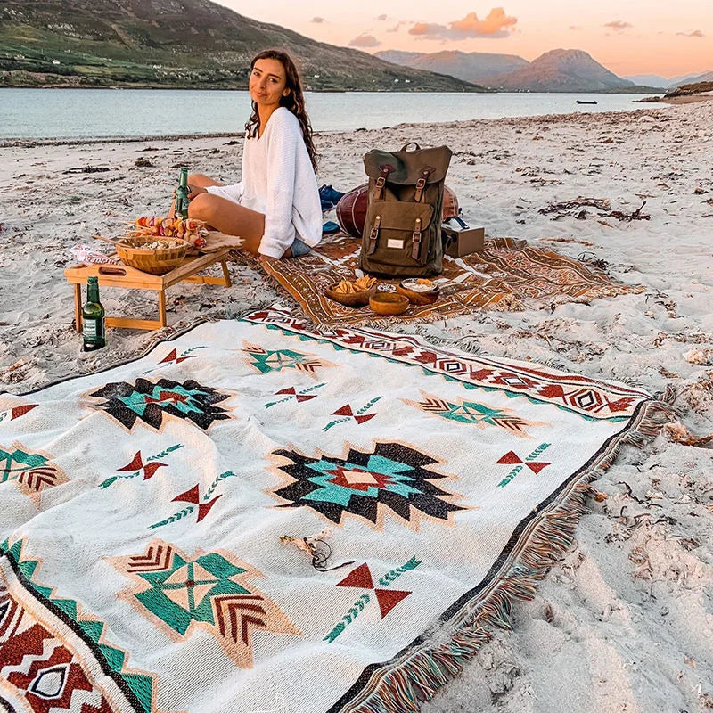tapis-de-sol-tribales-indiennes-plage