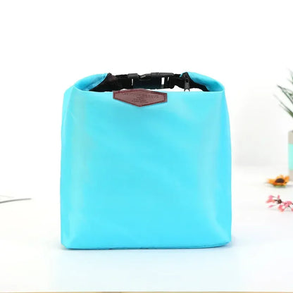 sac-à-repas-isotherme-portable-bleu-ciel